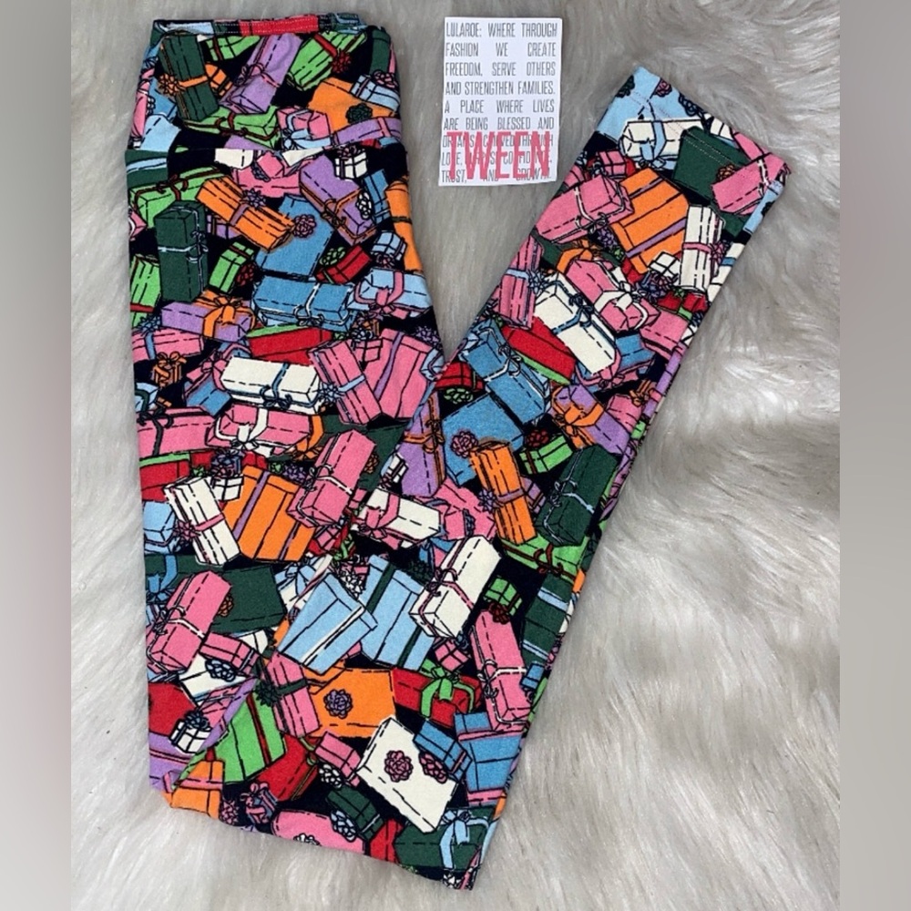 New LulaRoe Tween Christmas Leggings